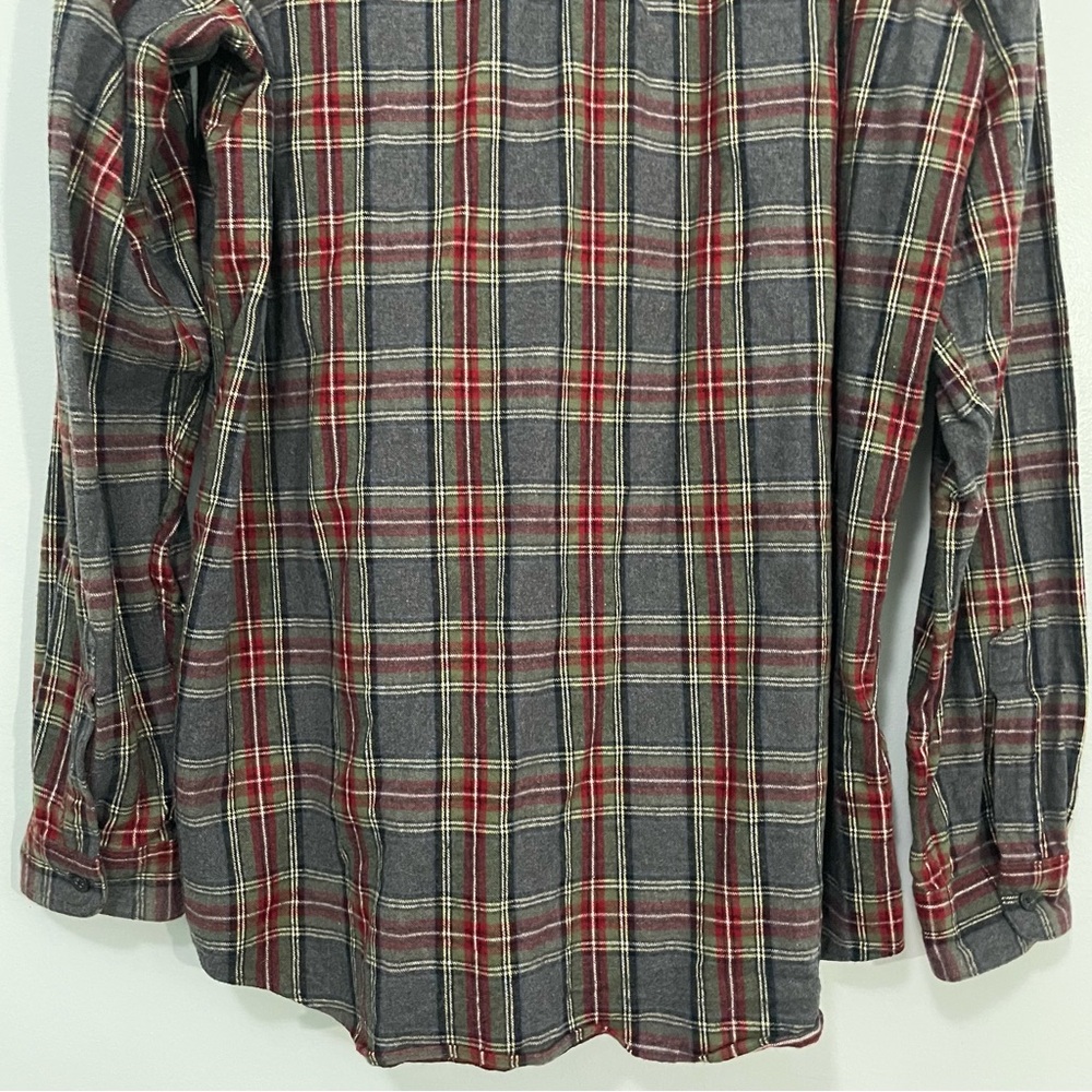 L.L. Bean Red and Gray Flannel Plaid Casual Button Down Shirt XL Tall - Picture 9 of 10